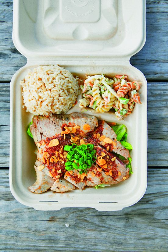 ガーリック･アヒ･ステーキ（$16）は、アヒをミディアムレアにグリル。ガーリックとネギで旨みアップ！