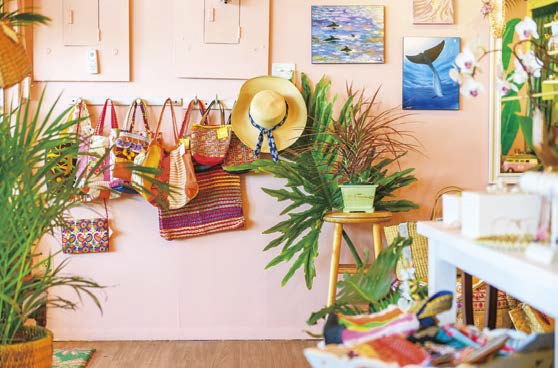 SNS映えするピンクが基調の店内もかわいい