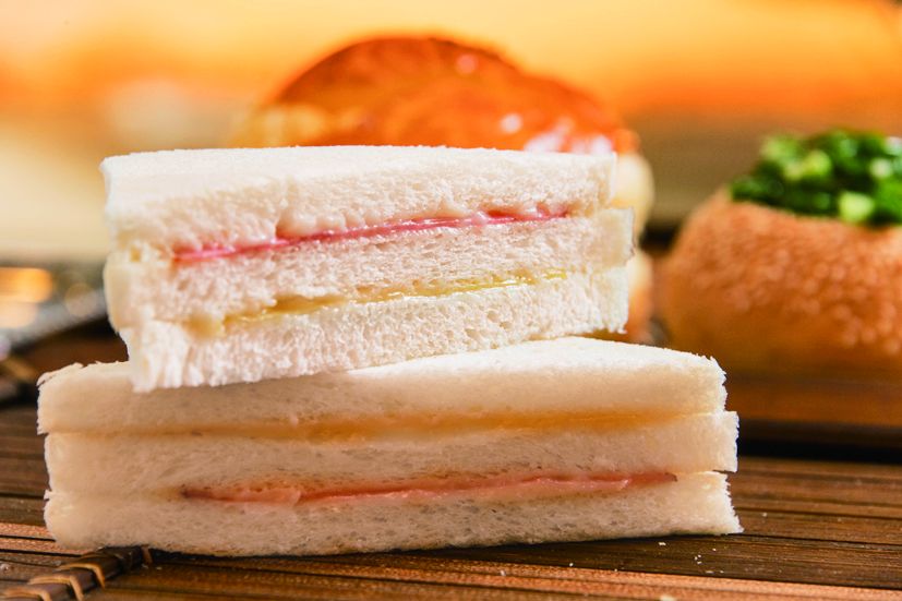 薄焼き卵とハムのサンドイッチ(NT$18)は必食!