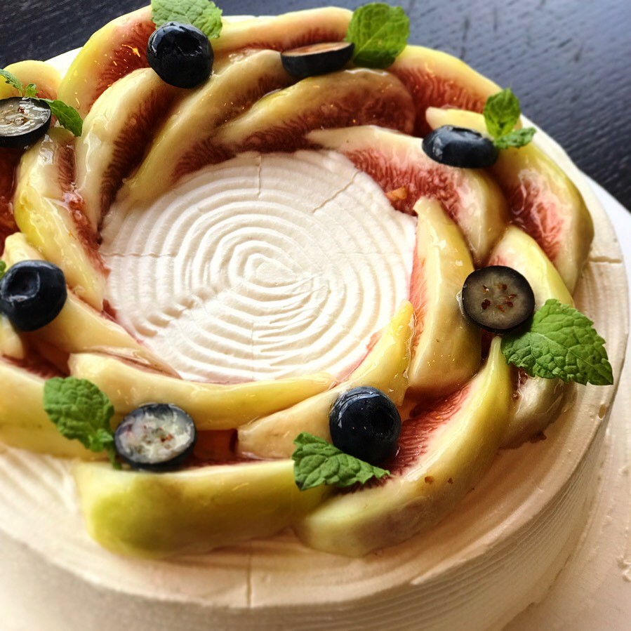 いちじくのショートケーキ　1カット510円／ホール（18cm）4080円（8月中旬～10月頃）
