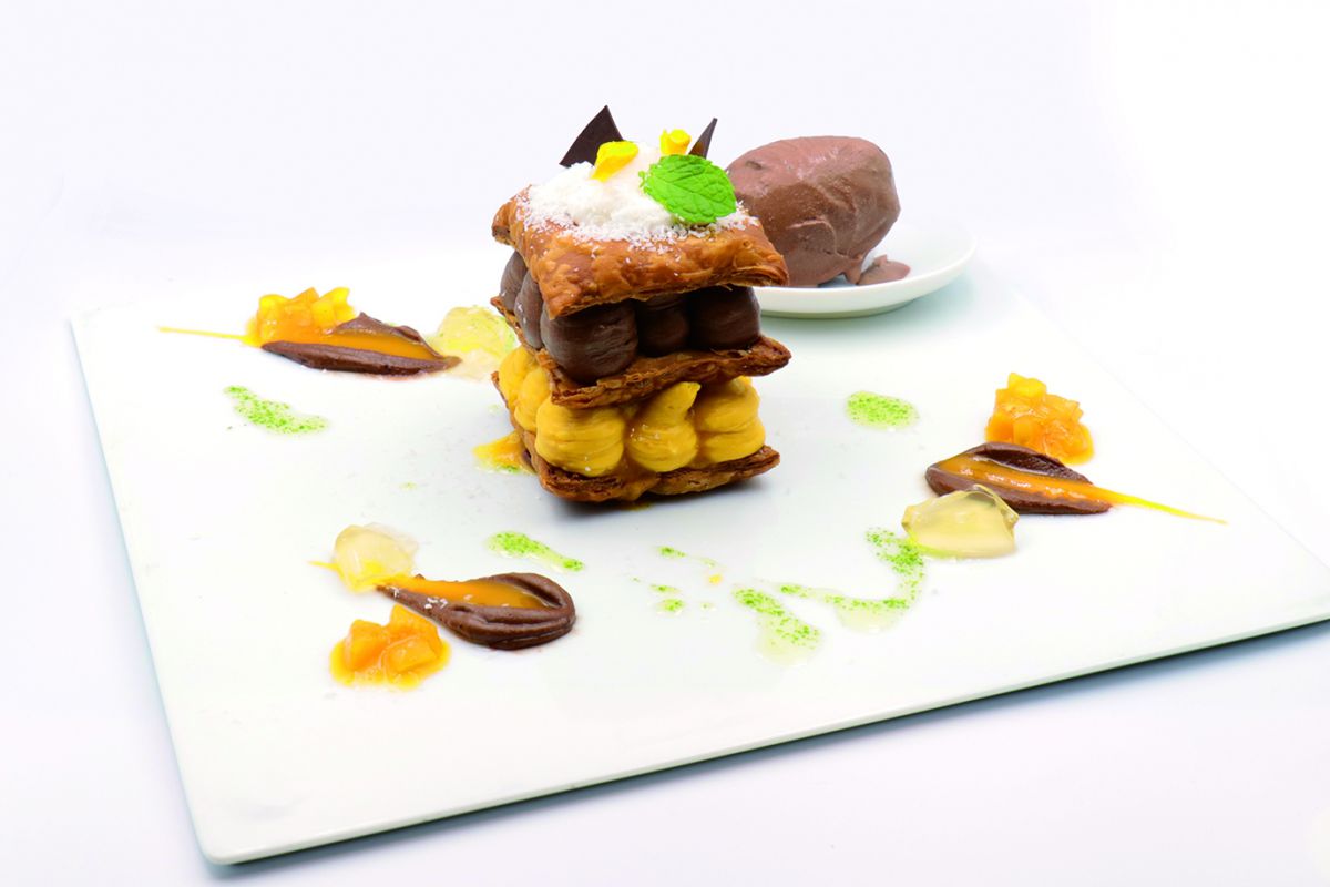 ミルフィーユ オ ショコラ エキゾチック－196℃のショコラアイスを添えて 1650円