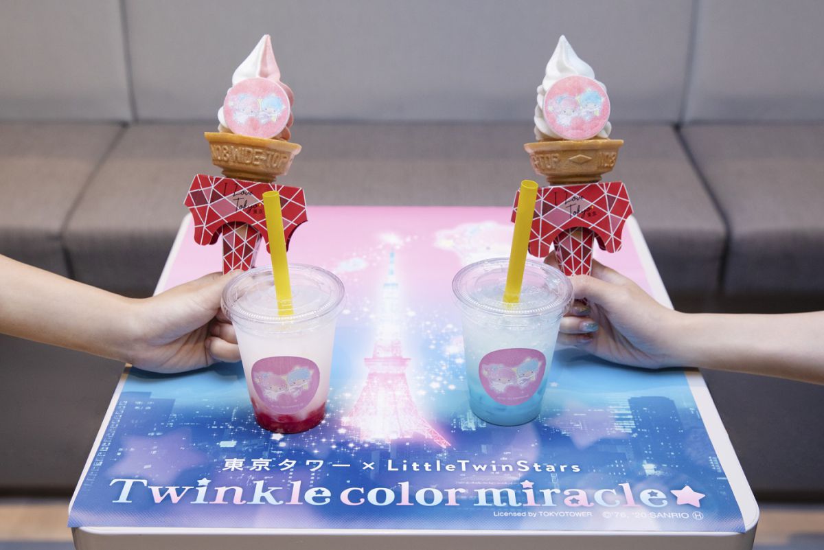 カフェメニューのソフトクリームとドリンク