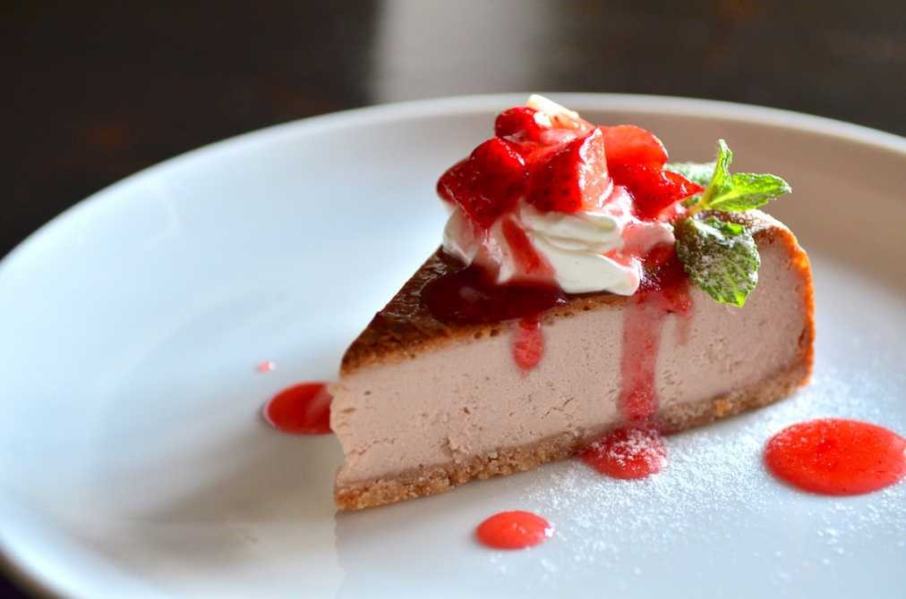 「苺のベイクドチーズケーキ」（600円）