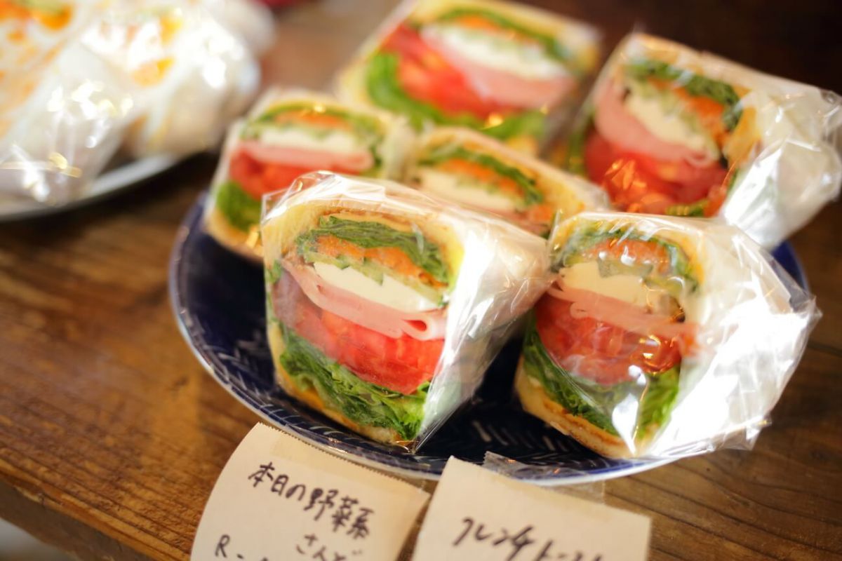 本日の野菜系さんど ハーフ310円、レギュラー620円