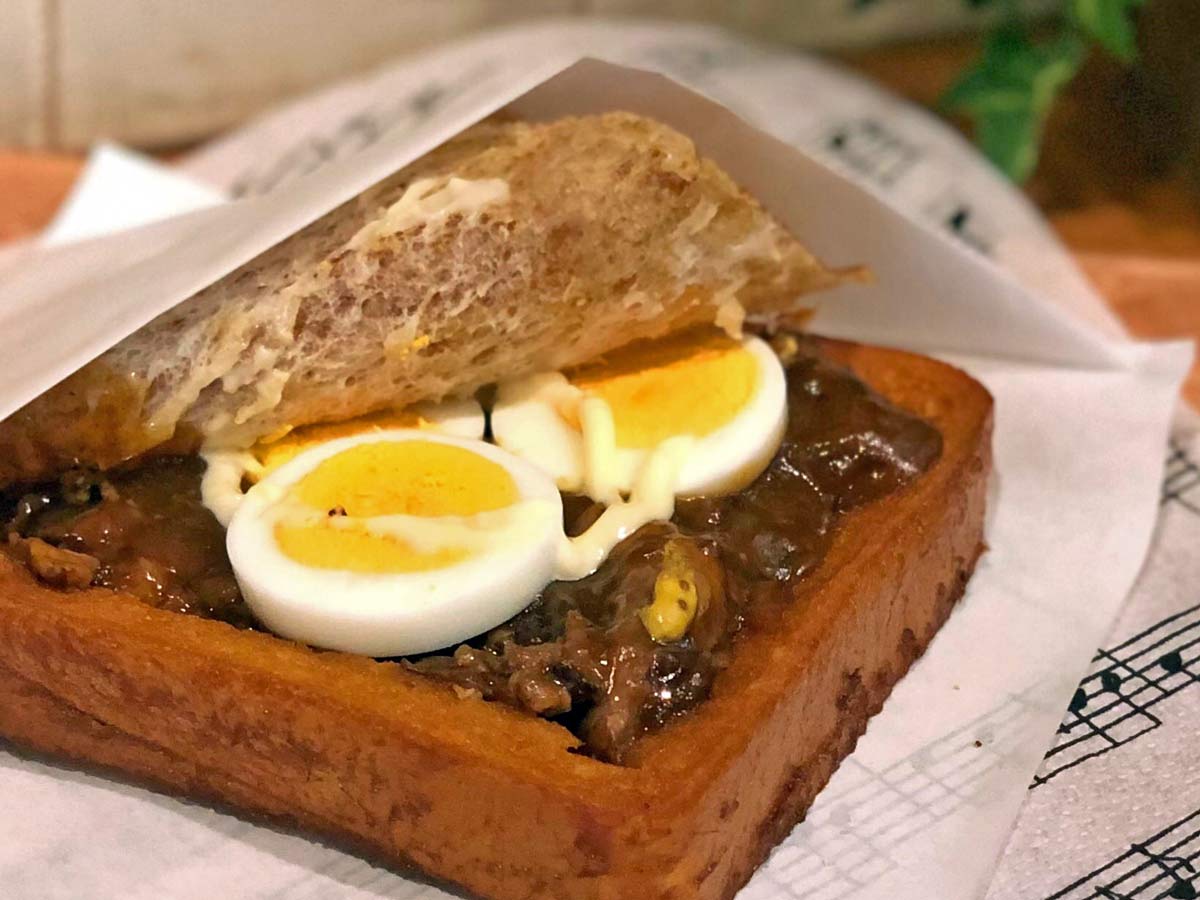 煮ブタカンザイパン 430円