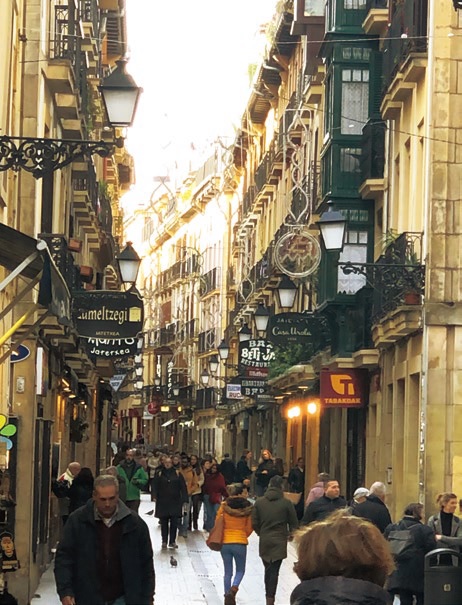 美食の中心街として、世界中から注目を浴びています