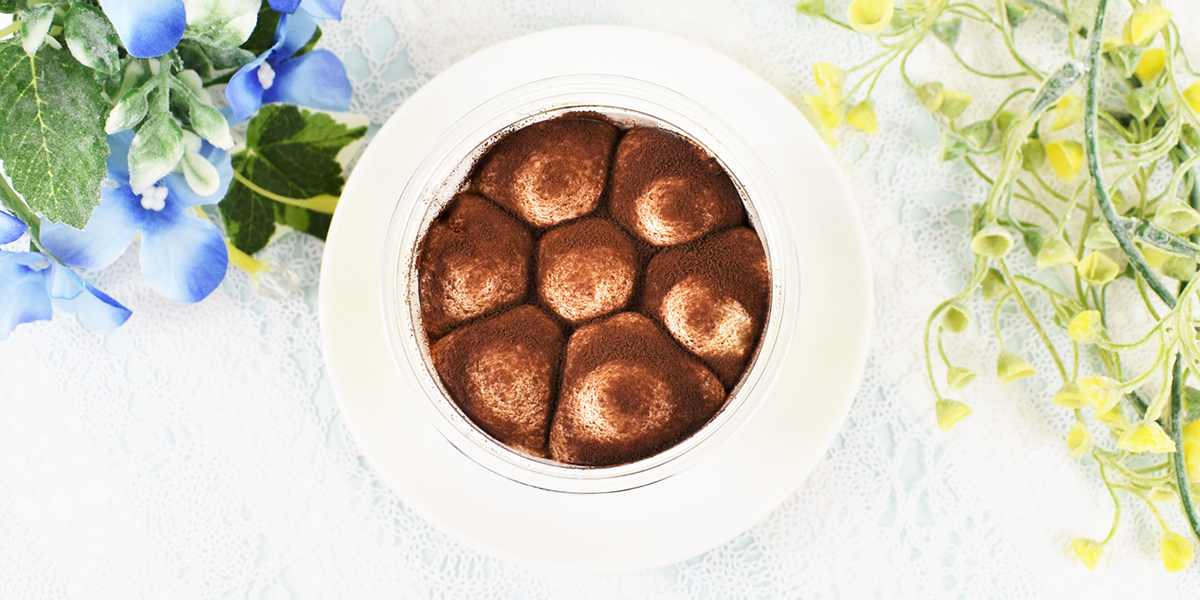 コンビニスイーツに本格ティラミスが登場！ セブンのとろけるティラミス