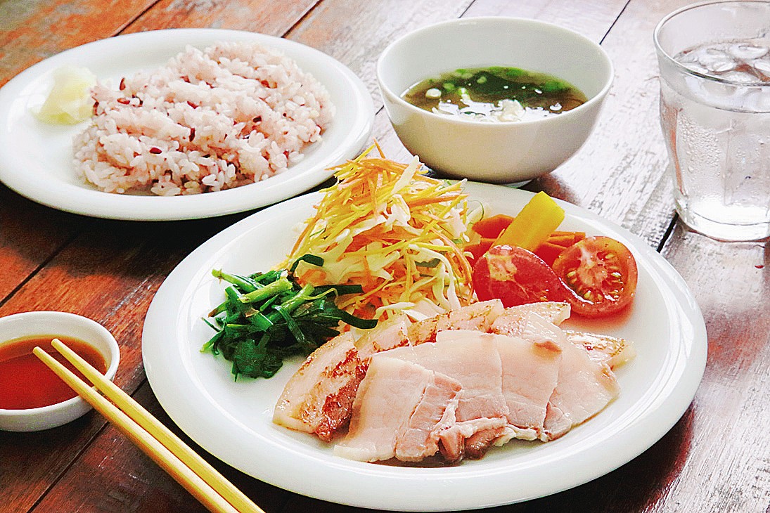 スーチカ定食(900円)