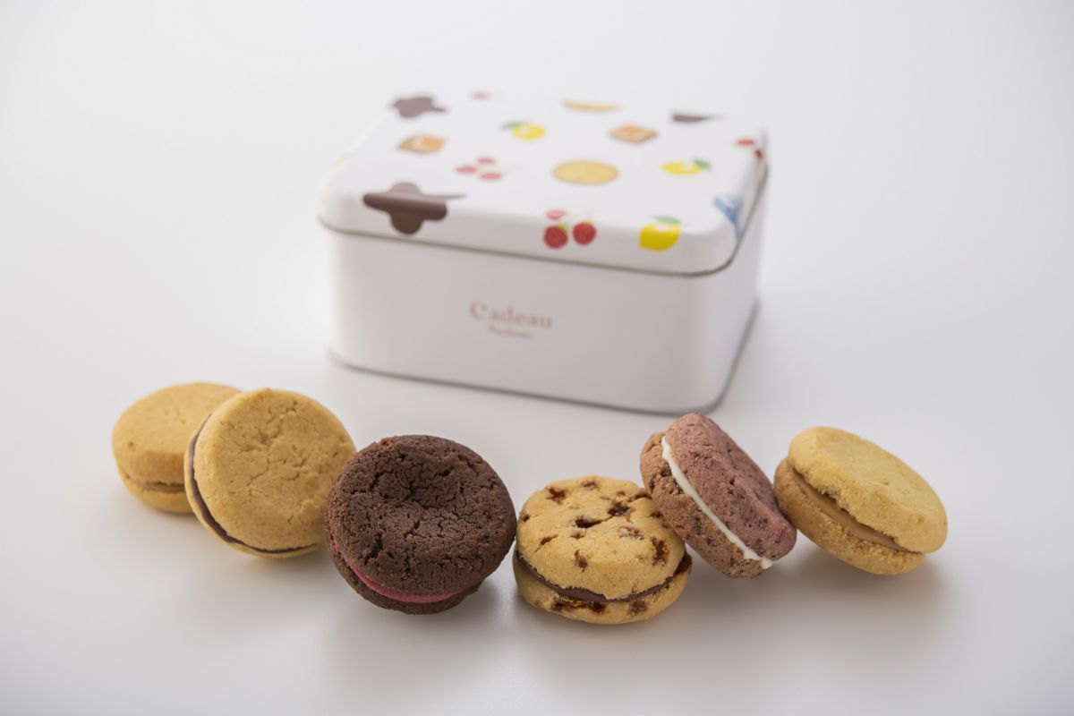 カドー ナチュール「ビスケットサンド（6個入）」2600円