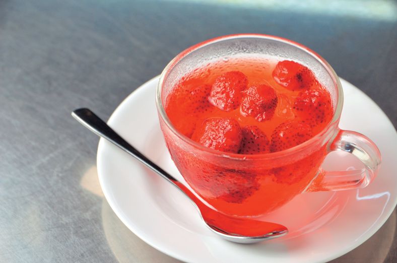 手作りジャムのように素朴なイチゴのチェー2万5000VND