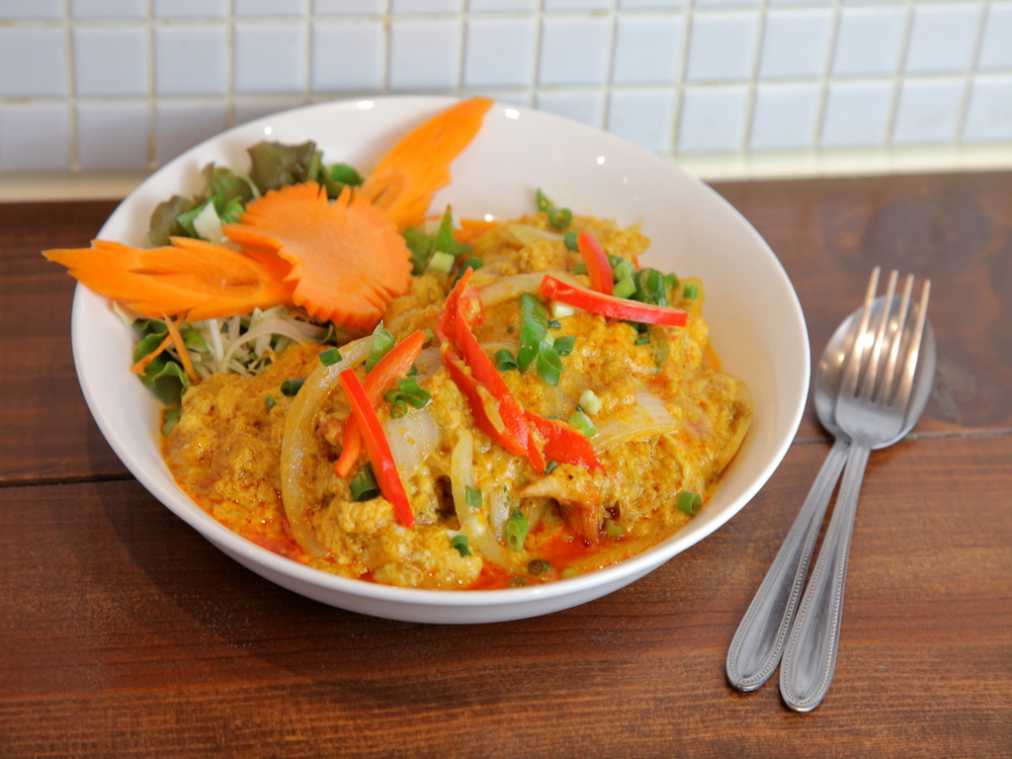 プーニムパッポンカリー 1280円