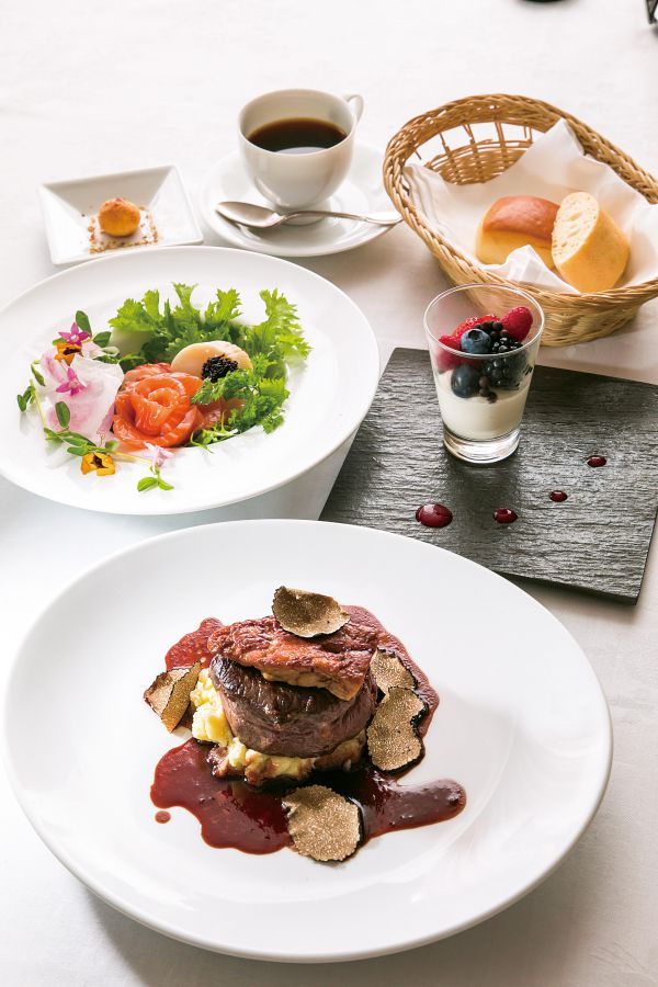 世界3大珍味グルメコース　5000円（税込）