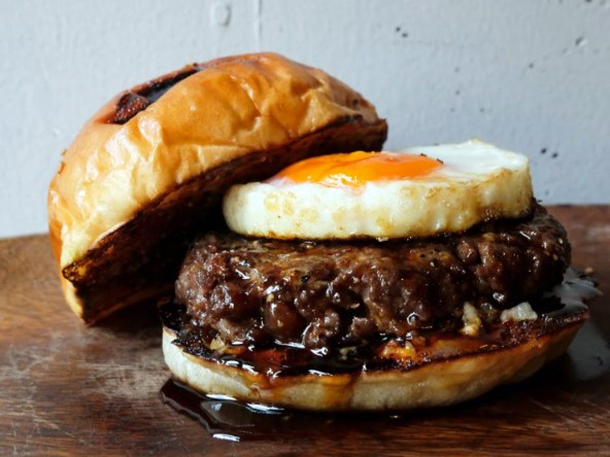 テリヤキエッグバーガー／Wagyu to Worldwide