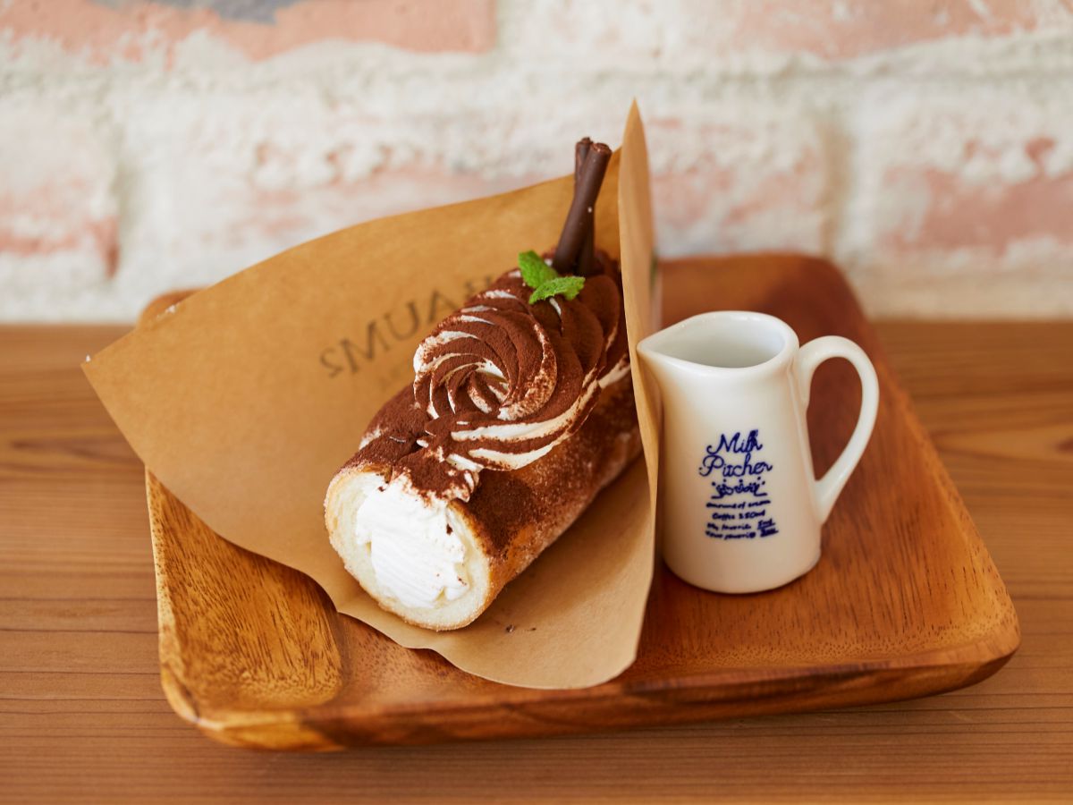 バウムシュトリーツェル「イタリアスタイル」 単品１本715円  ※価格はイートインの場合 