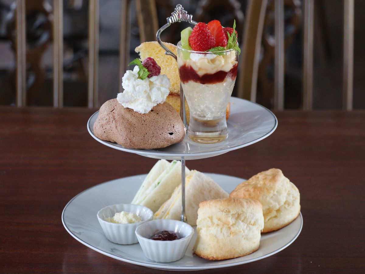 アフタヌーンティー1名2500円