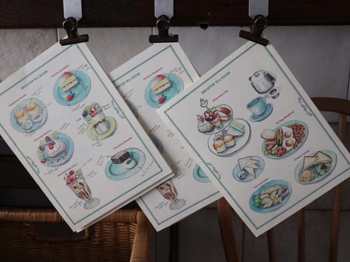 イラストが描かれたメニュー表