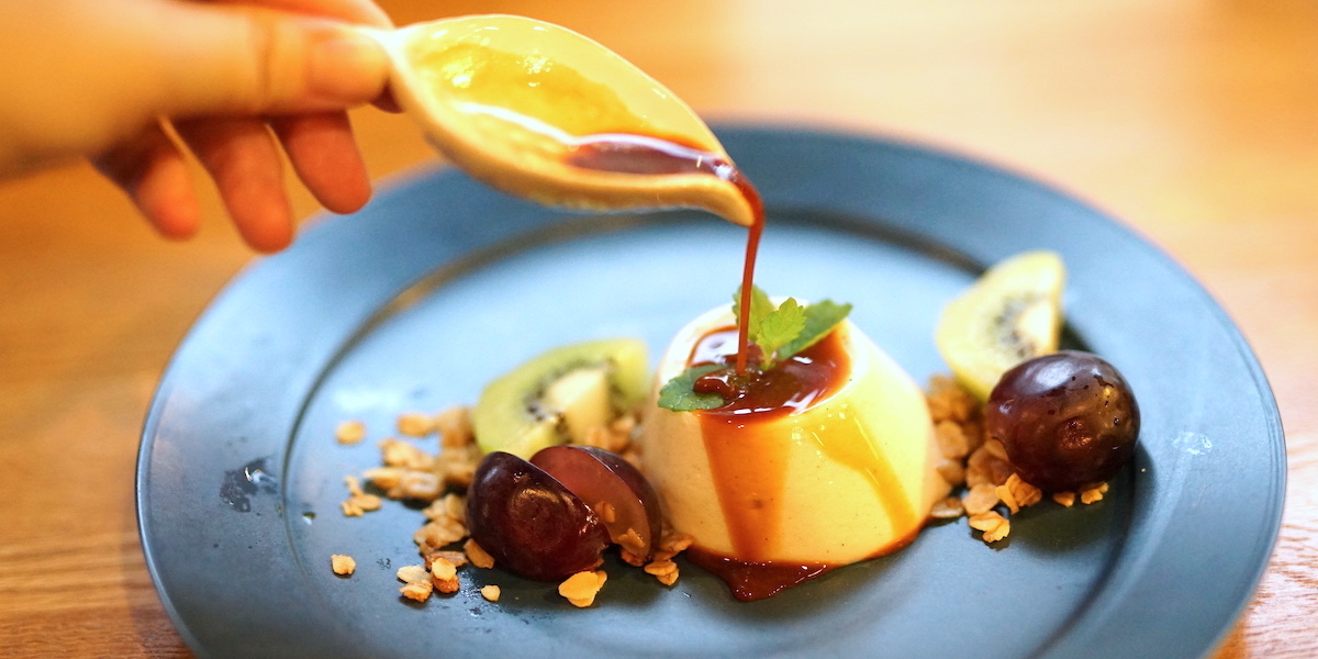 京都発ロースターの注目スイーツは、エスプレッソをかける”ぷるるんプリン”