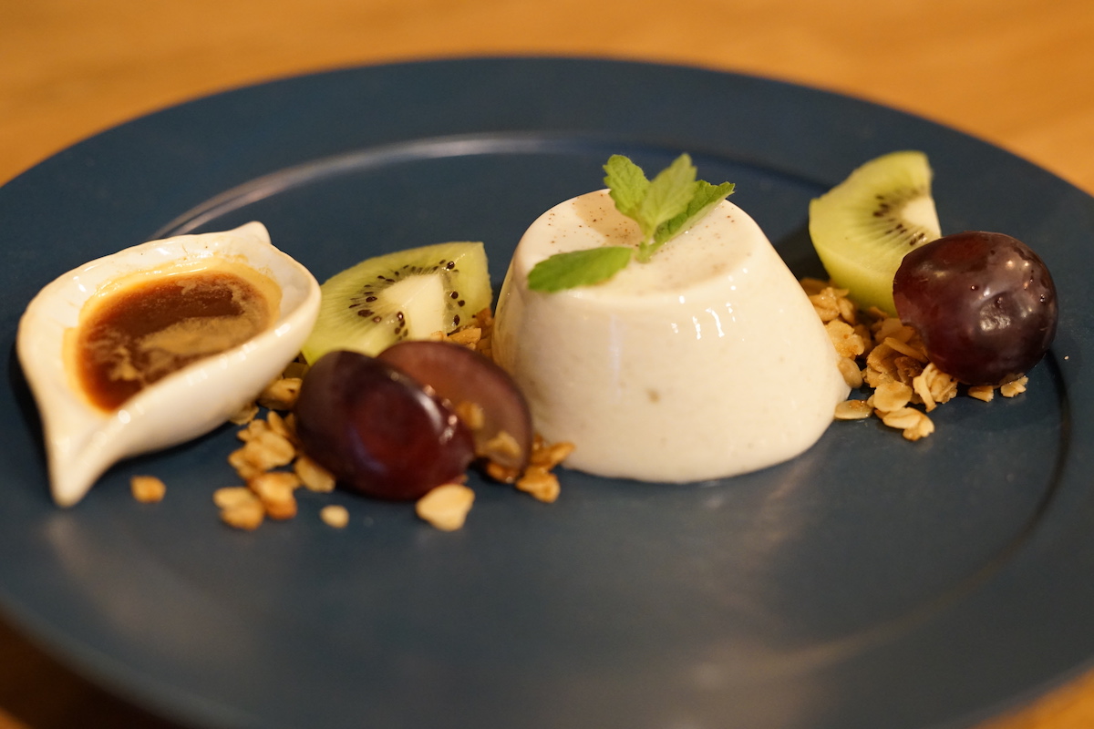 自家製プリンのエスプレッソアラモード 700円