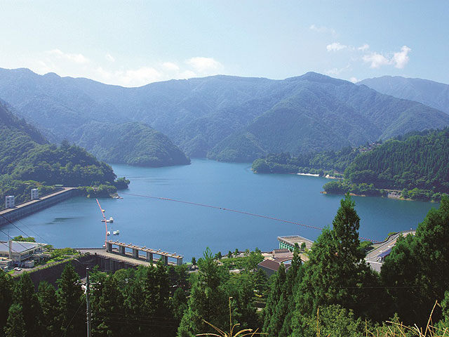 ドライブデートにぴったり♡東京都内で日帰りでいけるおすすめスポット3選