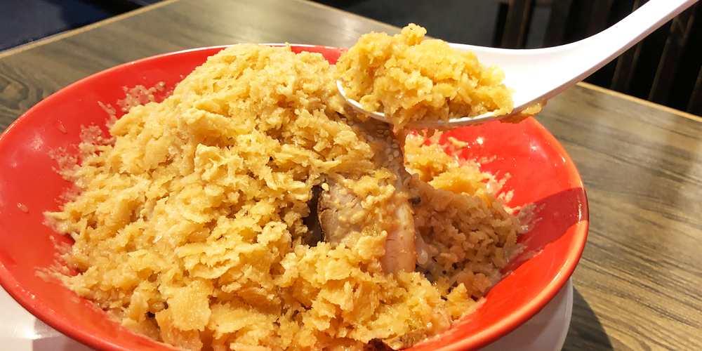 シャリシャリ新食感「かき氷味噌ラーメン」って?夏バテにもおすすめ濃厚ラーメン誕生