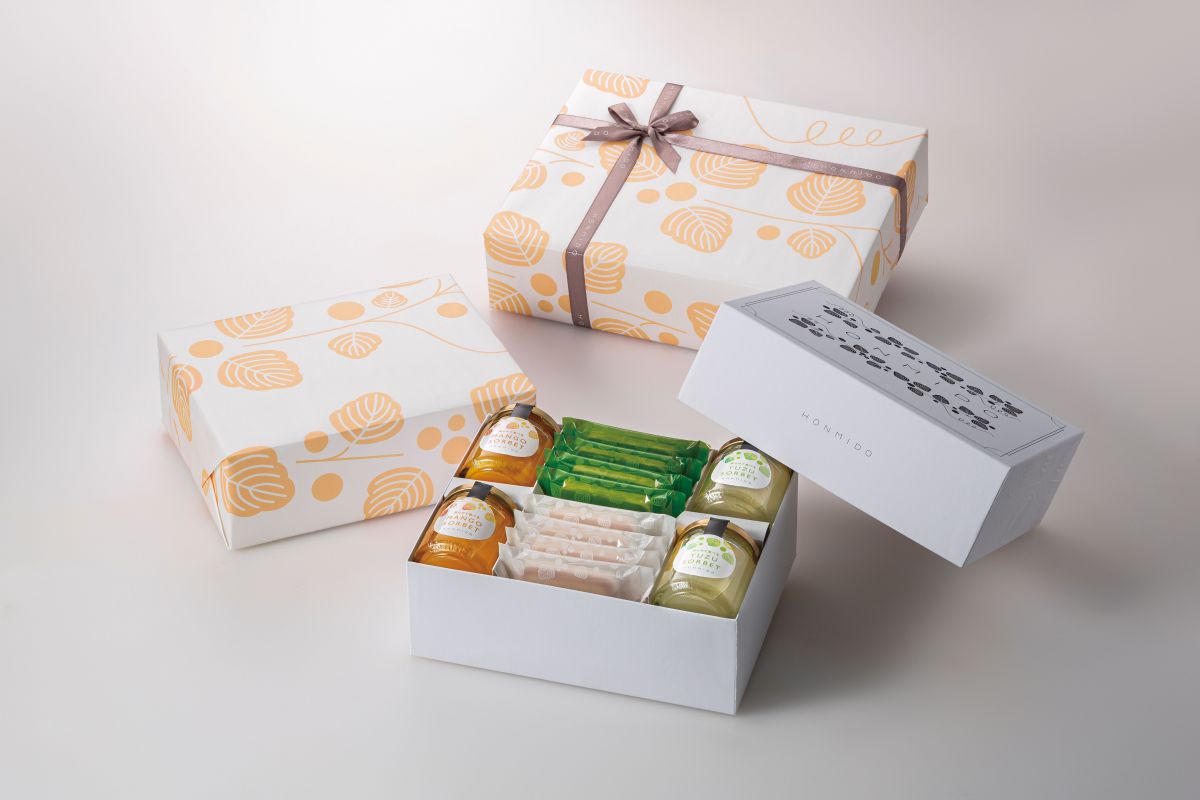 「夏の詰合せ」2963円（税抜）／HONMIDO（B2F）