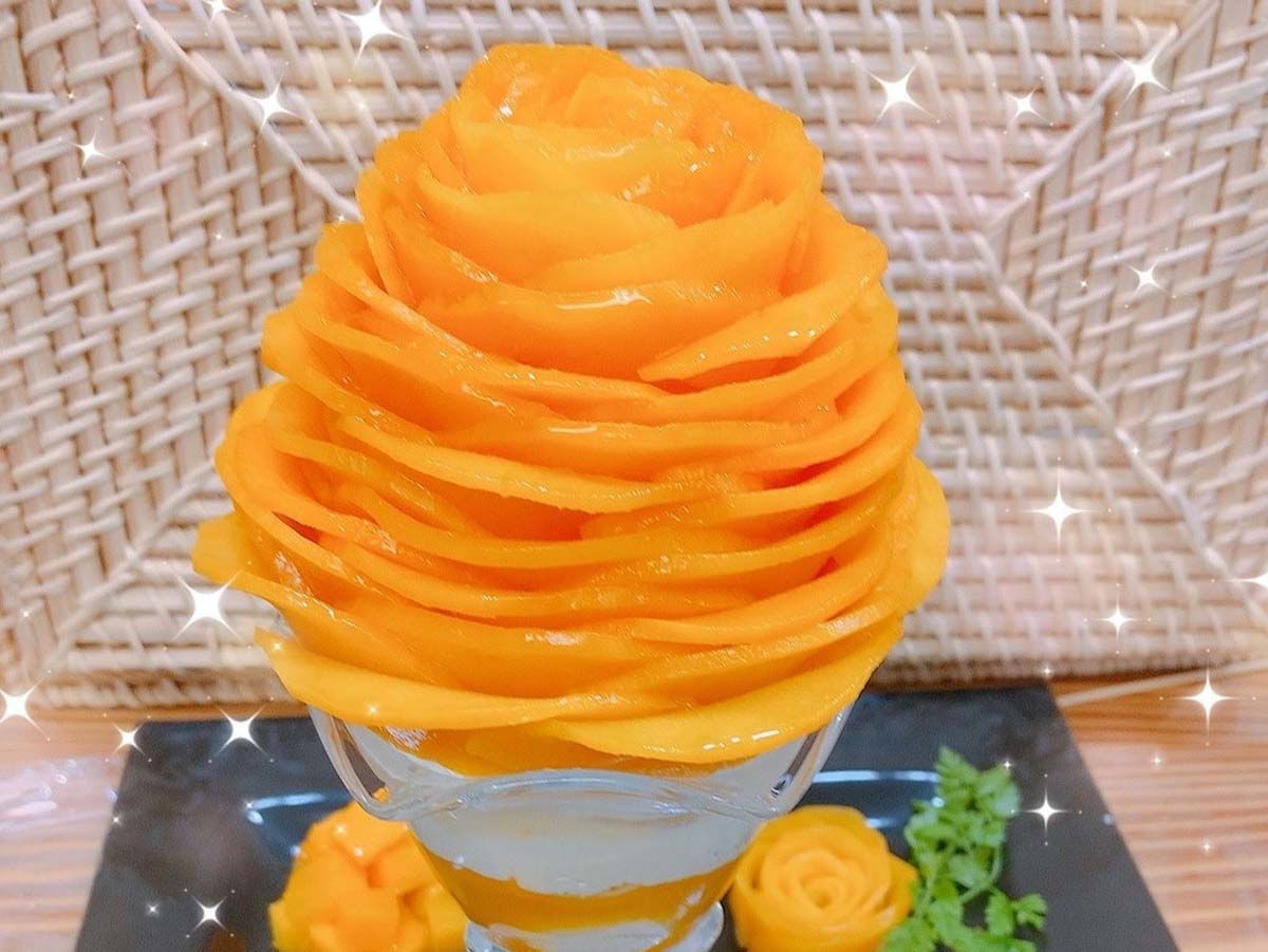 国産完熟マンゴーパフェ／浅草よろず茶屋444