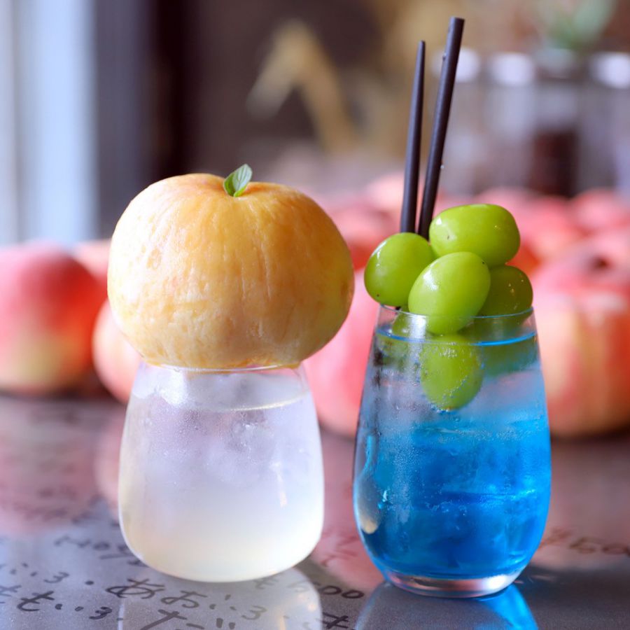 もももなソーダ（左）＆ますかっとなソーダ（右）：各1200円（税込）