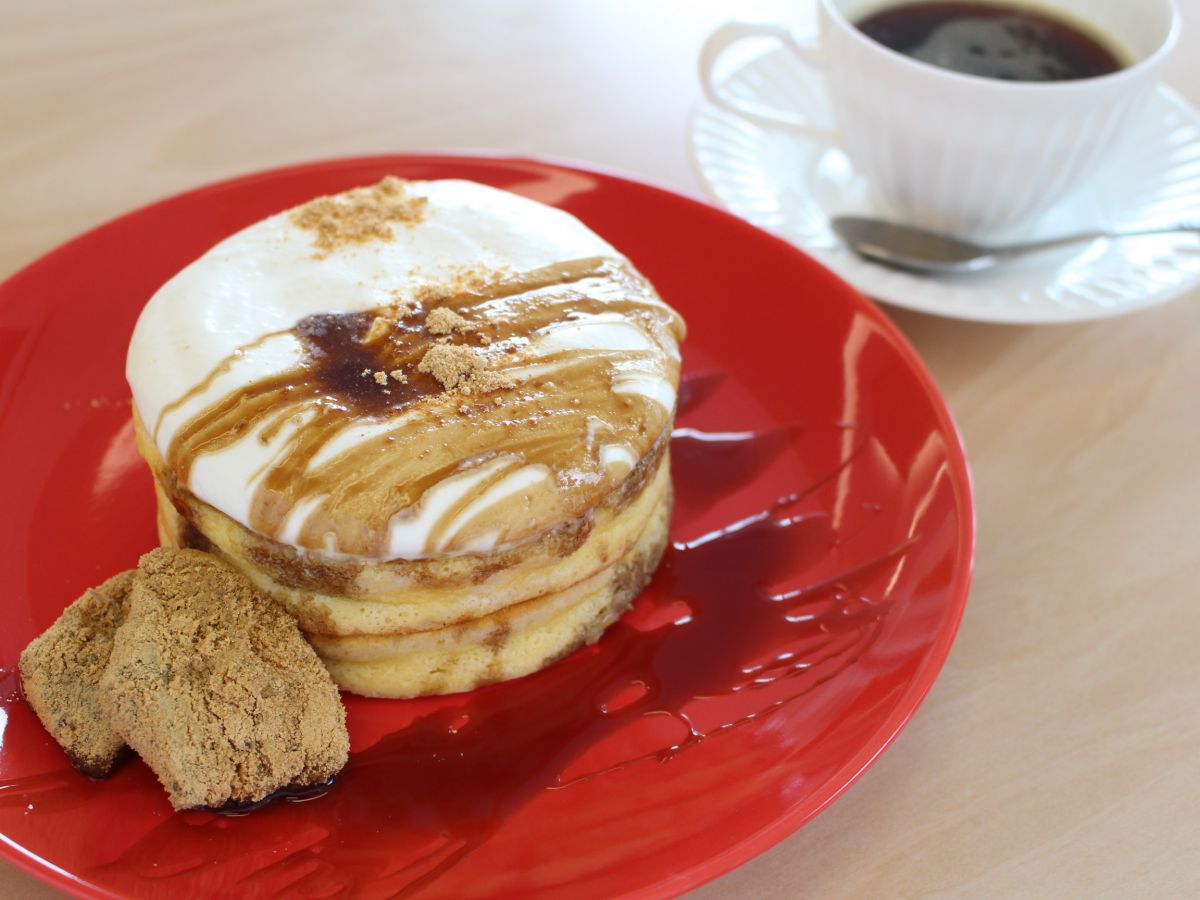 黒糖きなこのパンケーキセット1450円（ドリンク付き）