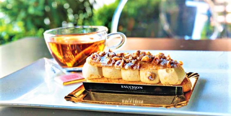 【パリでの午後は】お茶とケーキの甘い時間が最高！サロン・ド・テ4選