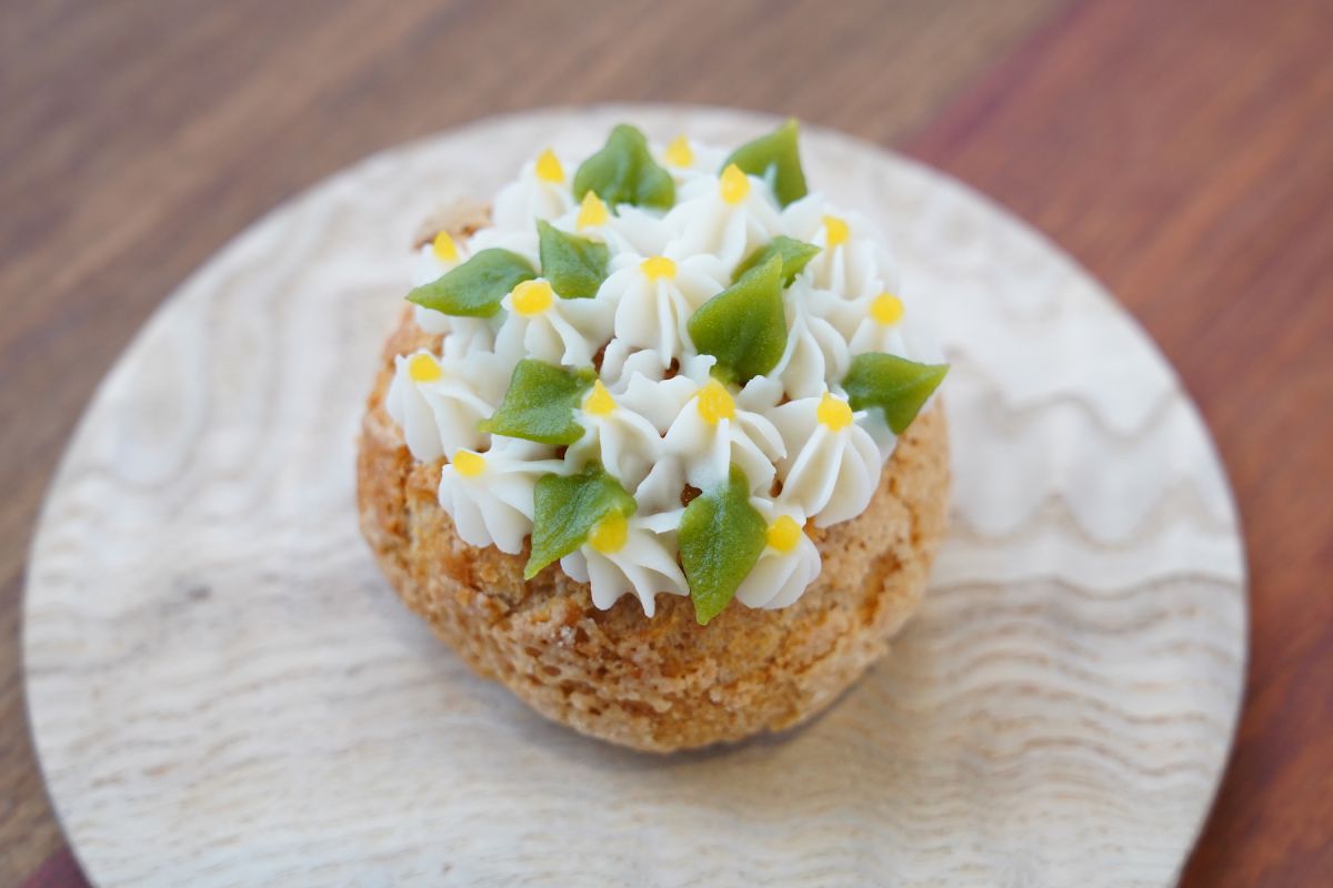 抹茶シュークリーム420円