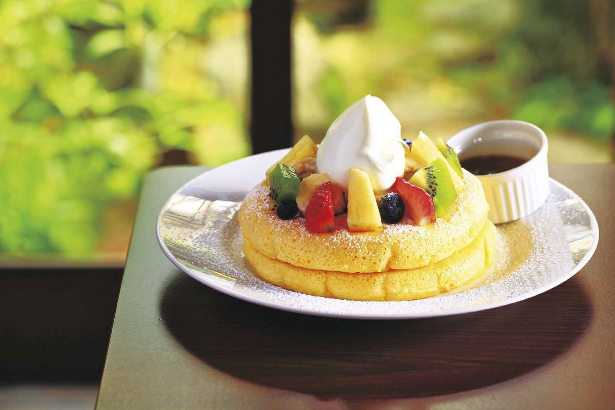 フルーツガーデンパンケーキ　ダブル（1670円）