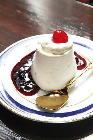 ムースケーキセット （1050円〜）