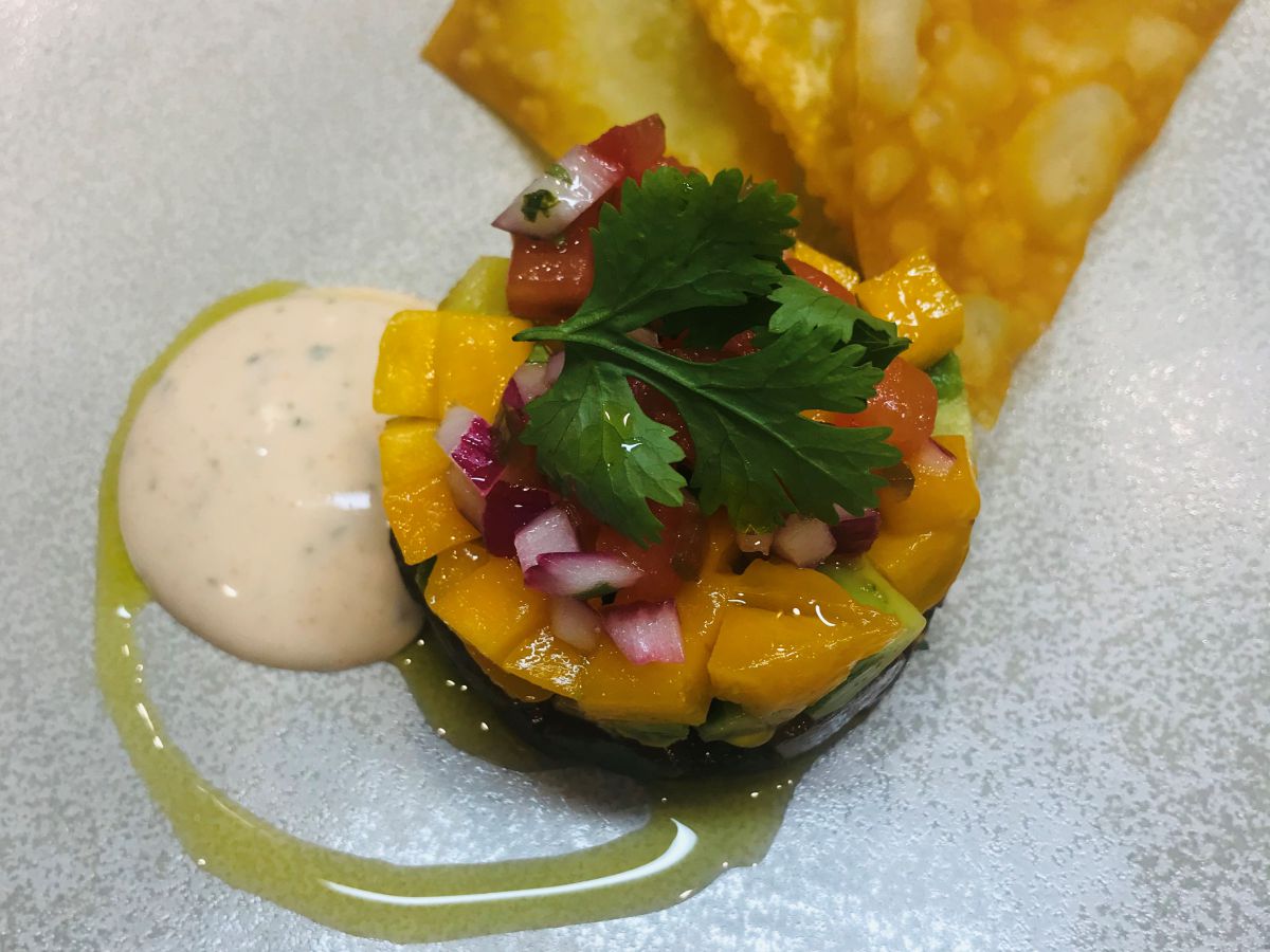 美しくアレンジされたツナポキ