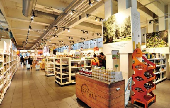 ジャンルごとに陳列されているので、探しやすさも◎