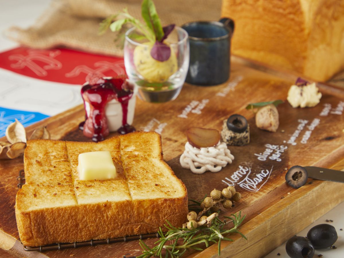 『明日が楽しみすぎて』高級食パンランチ　1000円（土日祝+200円）※提供時間11～15時