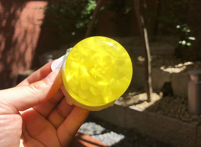 「フラワーゼリー テイクアウト」1個330円（税込）