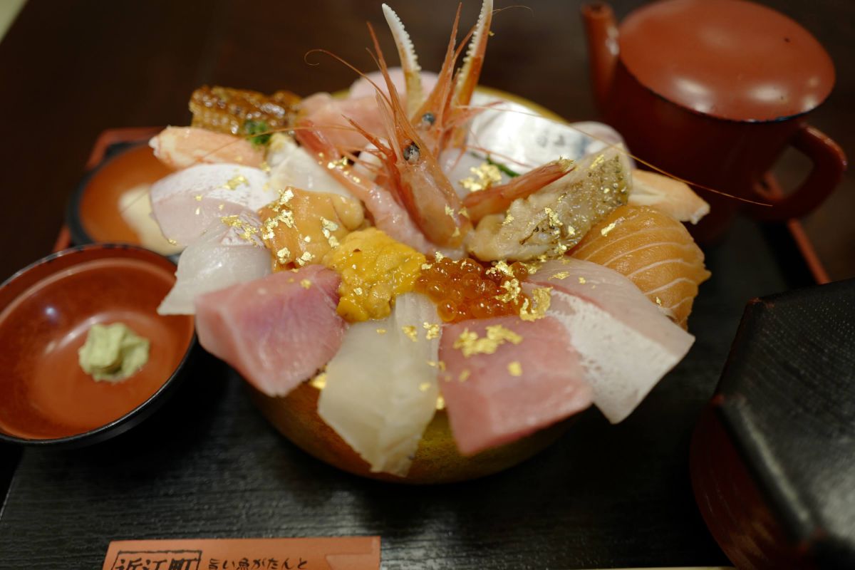 上ちらし近江町（特盛）3000円（税込）