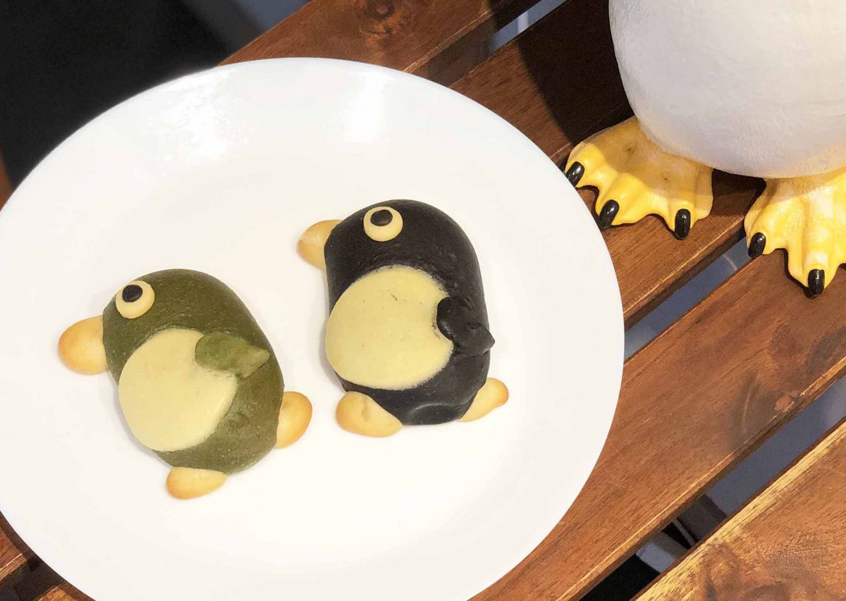 左から「抹茶パングワン」、「パングワン」ともに250円（税込）