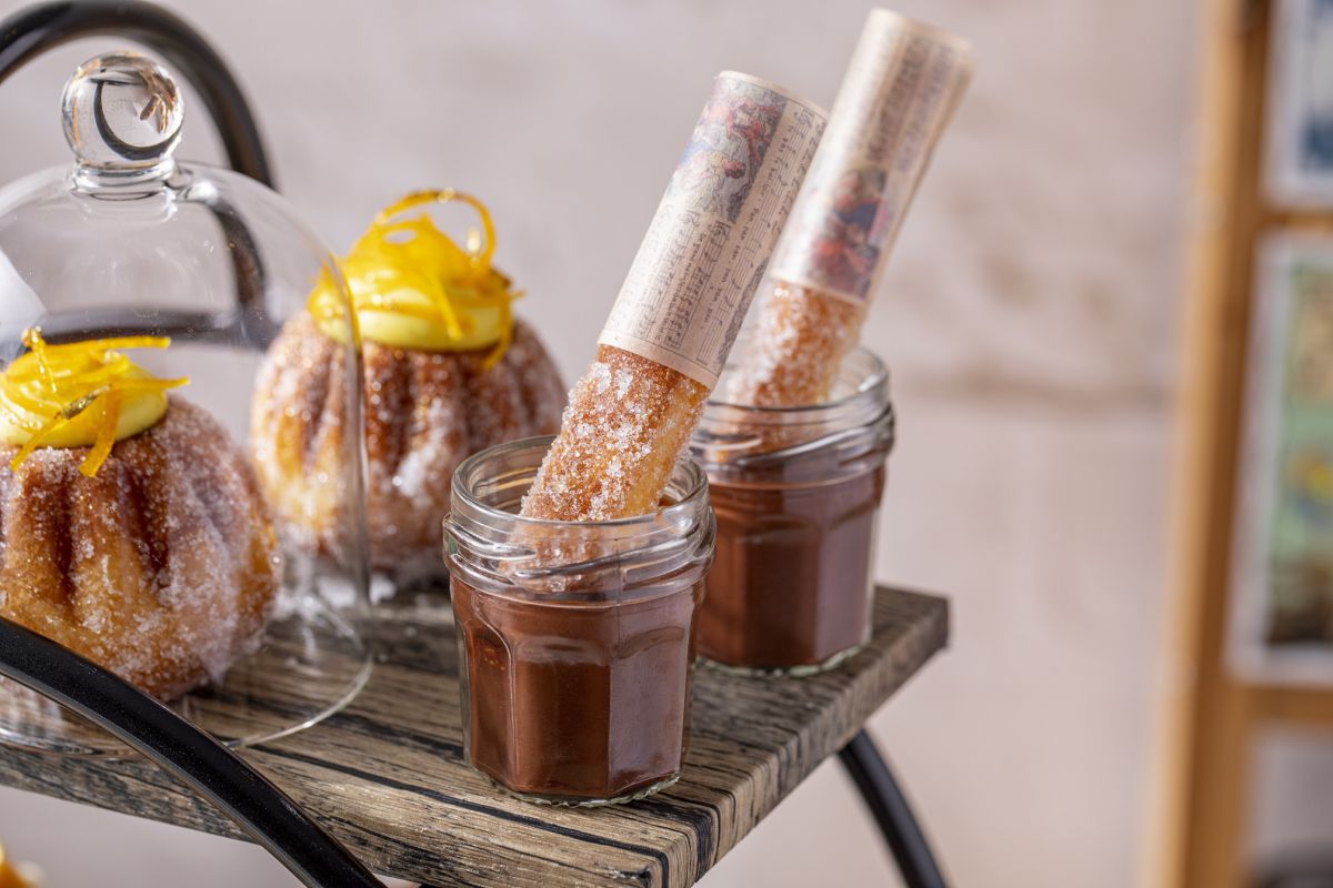 「クグロフ」と「チュロス＆チョコレートジャム」