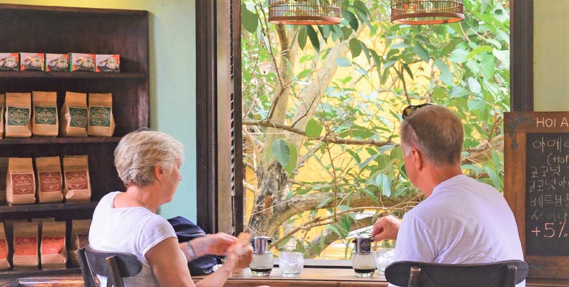 ホイアンの”古民家カフェ”がレトロでエモい！時間を忘れてチルアウト