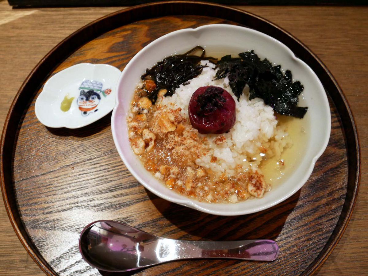 「絶品梅茶漬け」650円（税抜）
