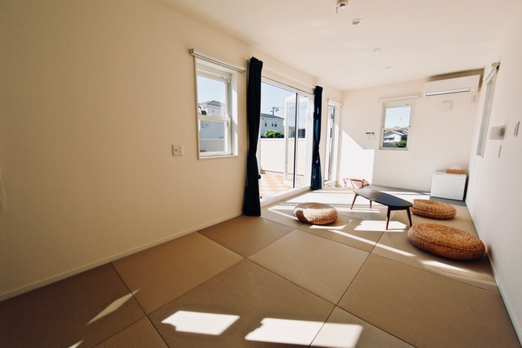 平日・日曜日 21900円／土曜日 27000円（翌日が祝日の場合も同料金）