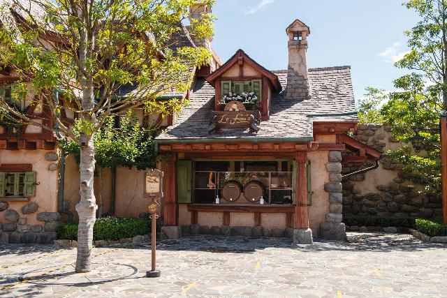 チュロスを販売する「ル・フウズ」