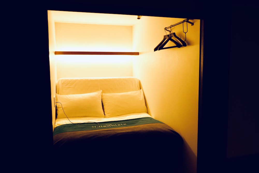 カプセルホテルでもホステルでもない新感覚の「スマートポッド」