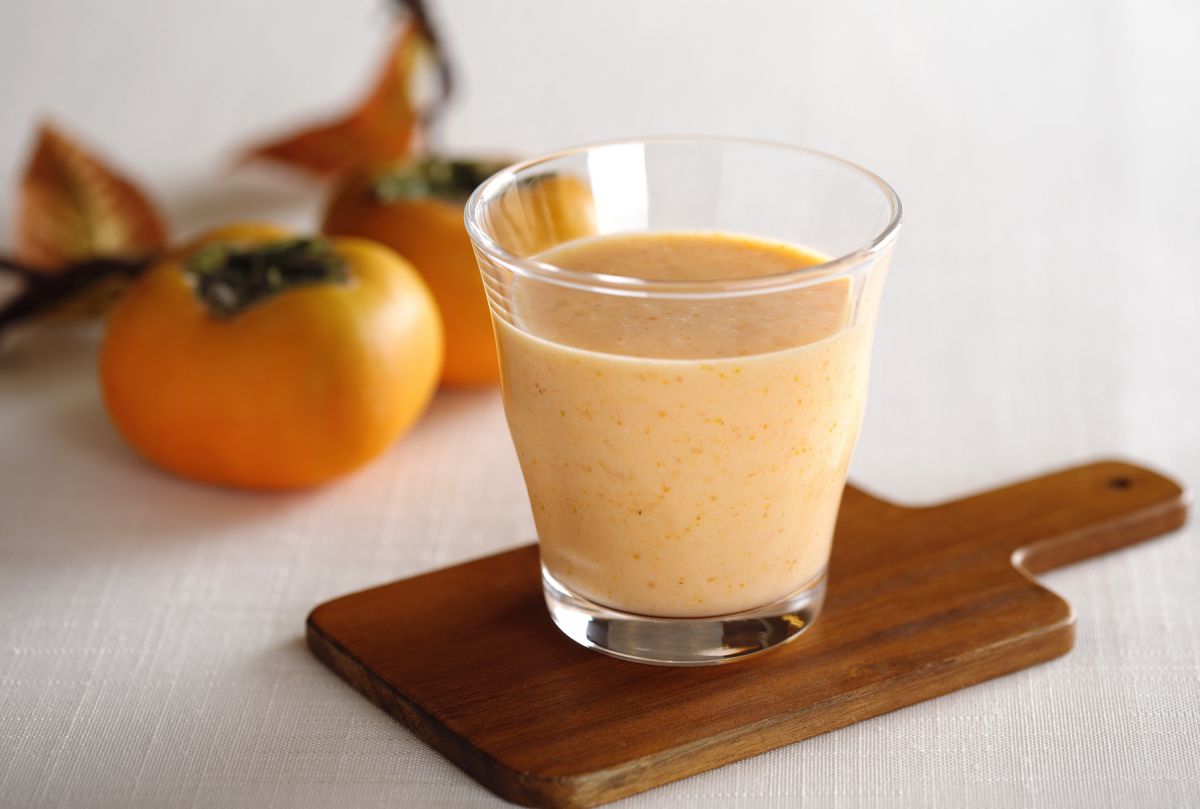 柿ミルクラテ（イートイン限定）520円