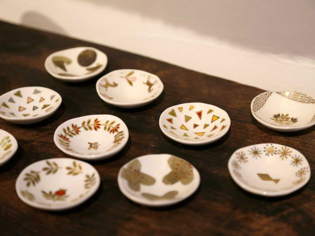 「飯野夏実　豆皿」 各1800円