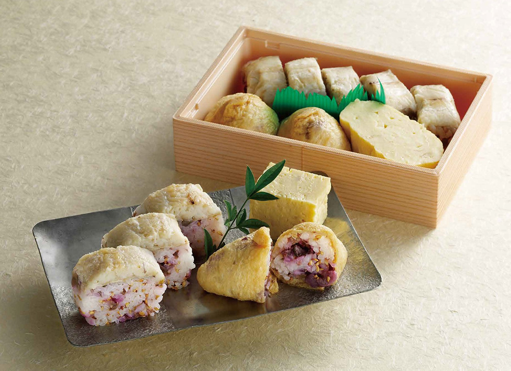 大徳寺さいき家【紫野上門前町】／しば漬け入り穴子寿司・いなり寿司・だし巻き弁当（1折、穴子&times;５、いなり&times;２、だし巻き&times;1）1296円