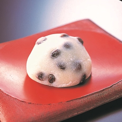 出町ふたば【出町通今出川上ル】／名代豆餅（１パック、５個入）1001円　[各日限定100パック、お一人さま２パック限り]