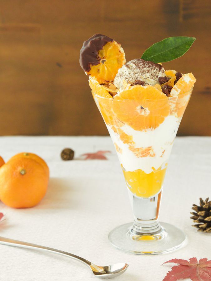 芳醇ココアのみかんティラミス風パフェ 950円