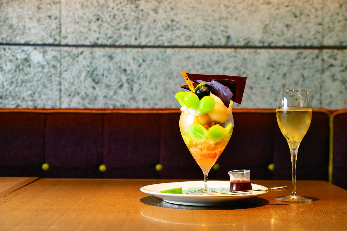 日比谷店限定のメランジェフリュイHIBIYAマスカットプラン2484円（季節ごとの内容を変更）